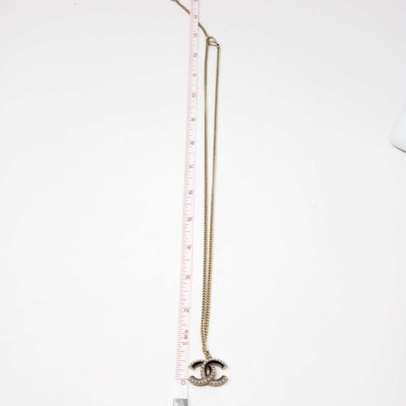 Auth Chanel CC Necklace with Pearl Silver Color - Picture 8 of 11